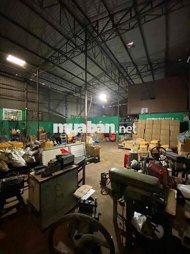 Kho, Xưởng 300m vị trí đẹp giá 12 triệu nhanh tay