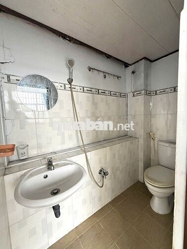 Cho Thuê Nhà Đường Hoàng Sa, Quận 3 ( KD Tự Do, MBKD + 3PN, 3WC )
