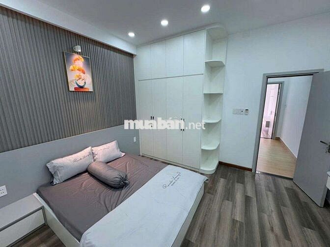 Nhà Mới, Nội Thất Đẹp, 3 PN, Xe Hơi Tới Nhà