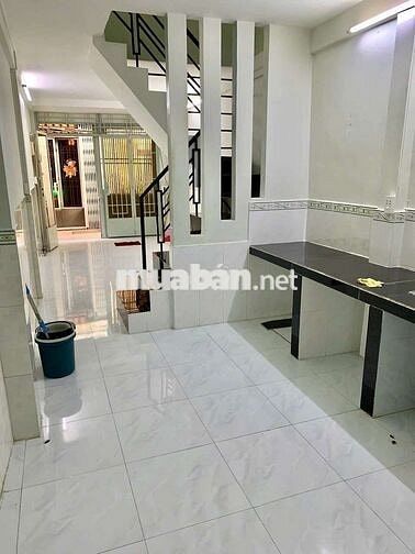 Cần bán nhà q10 đường tân phước