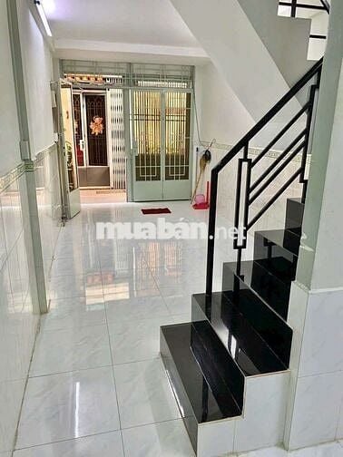 Cần bán nhà q10 đường tân phước