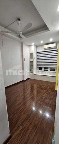 Cho thuê nhà ngõ 170 hoàng ngân 48m x6T , ô tô đỗ cửa