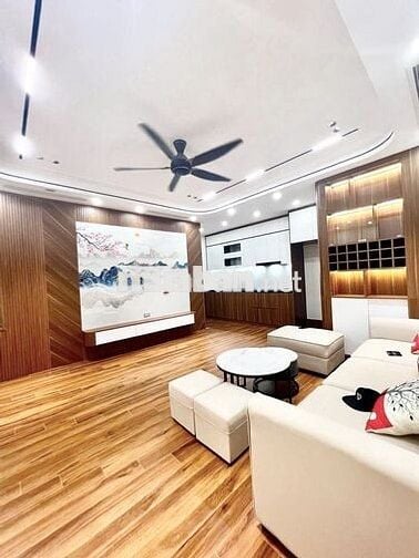 Chính chủ cần bán gấp căn hộ chung cư 100 m2,3 PN tòa CT1.1 Mễ Trì Hạ