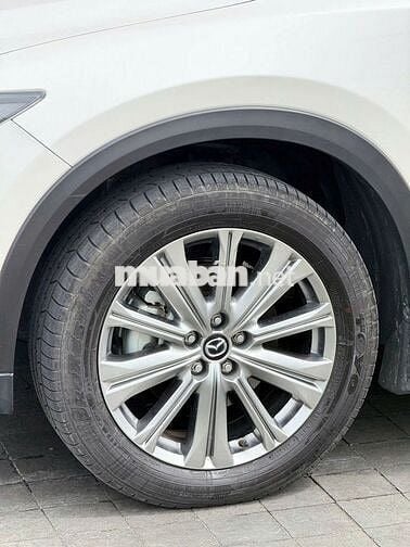 Mazda CX8 Premium 2024, đi đúng 2 vạn km, màu đẹp