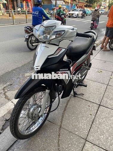 Honda wave black 2016 mới 90% Bstp chính chủ