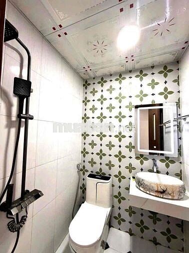 Cần bán căn hộ 66m2 2 PN tại chung cư Linh Đàm
