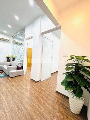 Sốc, Hiếm, duy nhất, nhà mới tập thể Cầu Bươu 45m2, T3, 2.98 tỷ