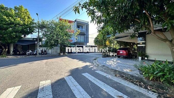 Bán nhà 3 tầng lô góc Thanh Lương 8 & Thanh Lương 12 Giá: 10,9 tỷ