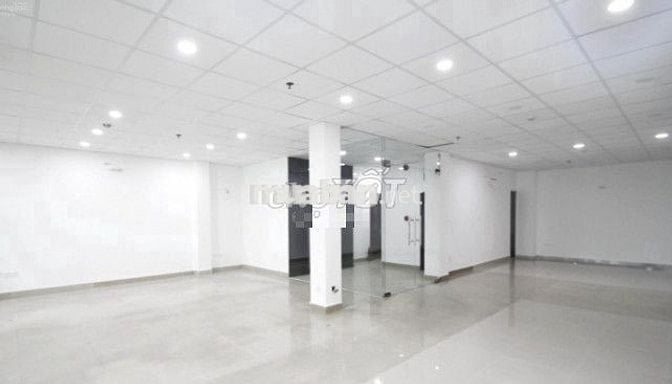 Cho thuê nhà MẶT TIỀN Lý Tự Trọng Gần Ngã Tư Lê Thánh Tôn ,Q1