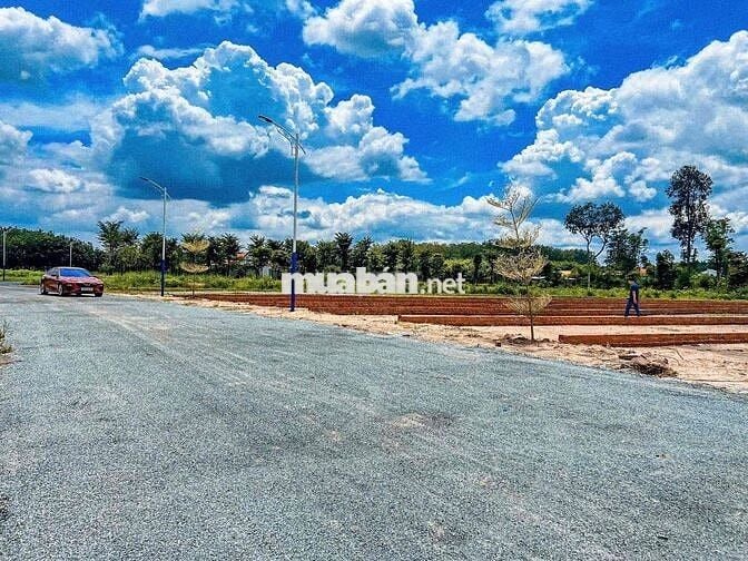 500m2 - Sẵn thổ cư - Ngay trường học - Xây dựng tự do - ký cc ngay