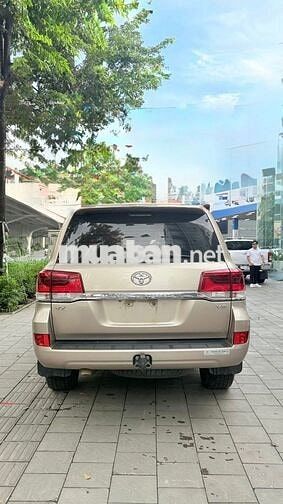 Toyota Land Cruiser 2016 VX 4.6 V8 - 89000 km