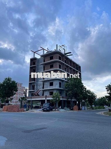 CẦN BÁN LÔ ĐẤT GIÁ RẺ CẠNH FPT