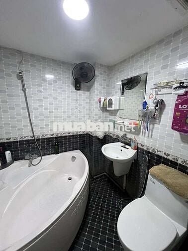 Nhà Lâm Du- Bồ Đề- Chủ tự xây- 57m, 4 tầng, 9.490 tỷ