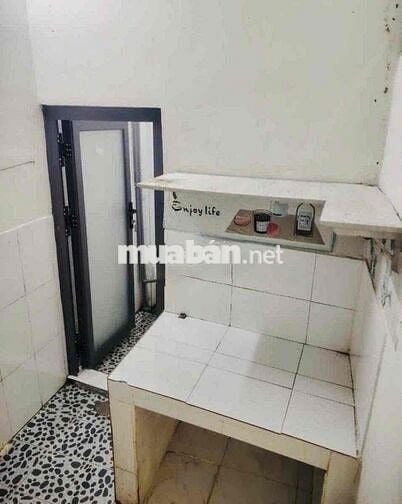 Cho thuê nhà nhỏ nguyên căn đường Đinh Bộ Lĩnh Quận BT