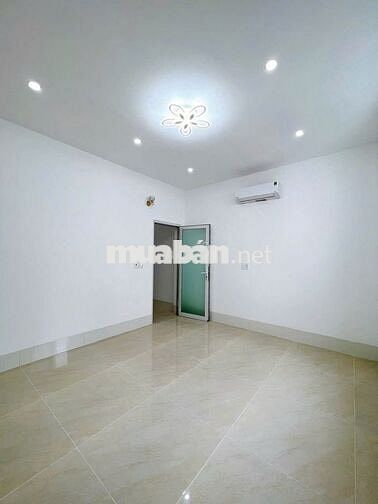 Bán nhà mặt tiền kdc bình nhựt đối diện mầm non long hòa giá 4,290 tỷ