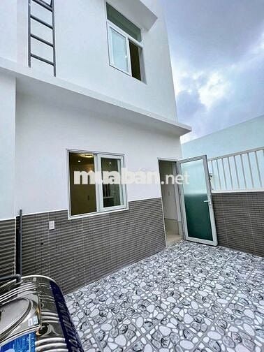 Bán nhà mặt tiền kdc bình nhựt đối diện mầm non long hòa giá 4,290 tỷ