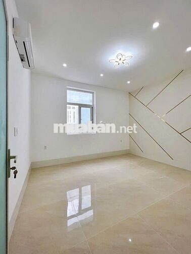 Bán nhà mặt tiền kdc bình nhựt đối diện mầm non long hòa giá 4,290 tỷ