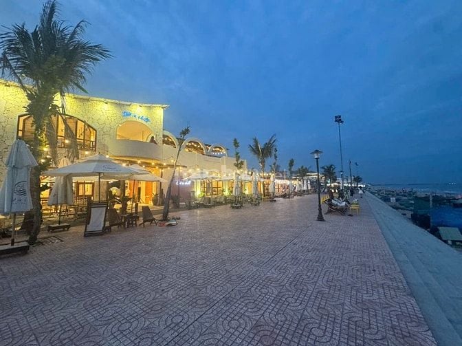 Bán đất biển Phước Hải - HCM giá 2,2 tỷ/ nền 210m2 thổ cư