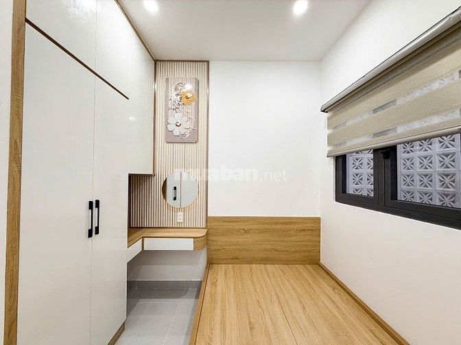Nhà chính chủ vào ở ngay Trần Hưng Đạo Q 1