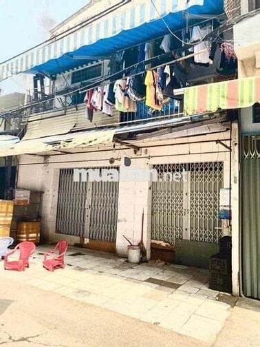 BÁN NHÀ MẶT TIỀN CHỢ P18 Q.TÂN PHÚ - 2 MẶT TIỀN TRƯỚC SAU