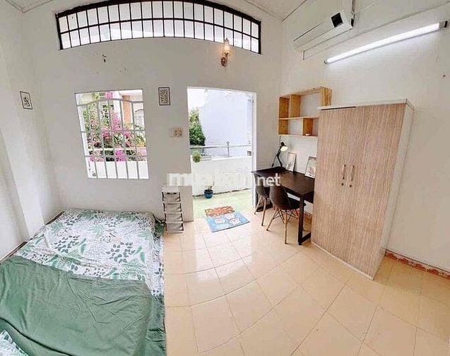 Căn hộ mini ban công trung tâm quận 7