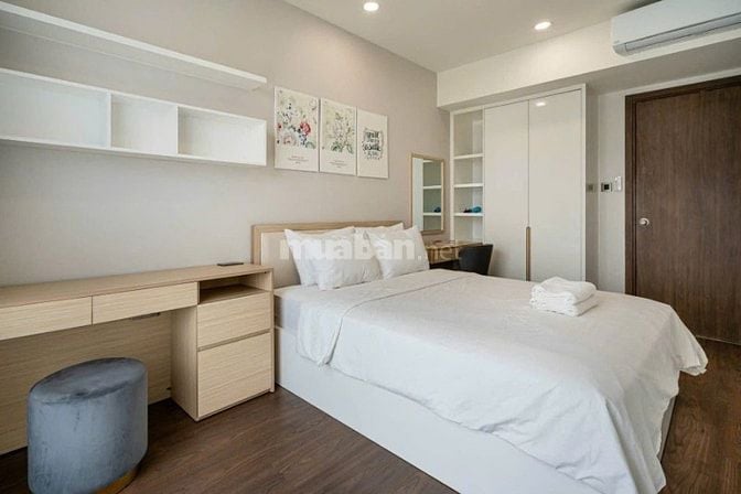 CH 45m² – Giá 1.8 Tỷ – View Sân Bay -Full Nội Thất -Sang Tên Ngay