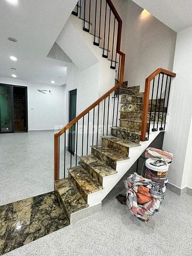 CHO THUÊ NHÀ ĐẸP NGUYÊN CĂN MẶT TIỀN HOÀNG VĂN THỤ, P4, TÂN BÌNH