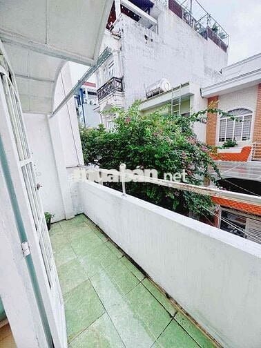 Căn hộ mini ban công trung tâm quận 7