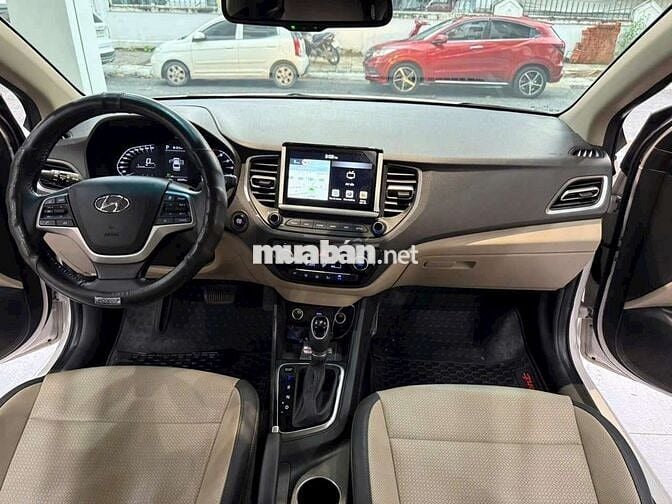 Hyundai Accent 2023 Đặc Biệt 1.4ATH, màu trắng,2v3