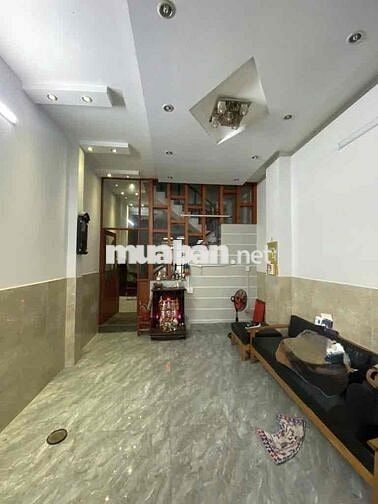 5,75 Tỷ- Bán nhà 4 tầng 52 m2, hxh gần Ngã tư 4xã, Bình Tân, hoàn công
