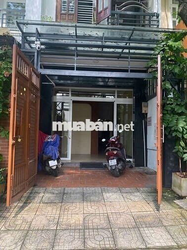 CHO THUÊ MẶT BẰNG KINH DOANH NGAY TRUNG TÂM Q7