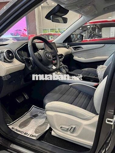 MGHS SUV hạng C nhập Thái lăn bánh chỉ 6xx