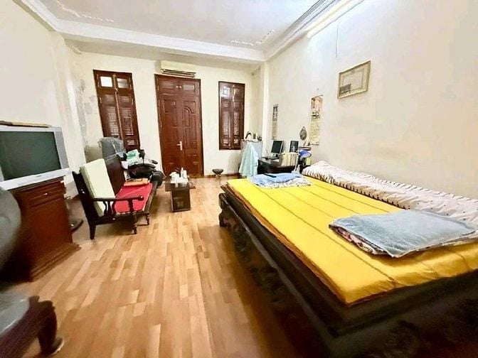 NGUYỄN CHÍ THANH - 2 MẶT NGÕ Ô TÔ TRÁNH