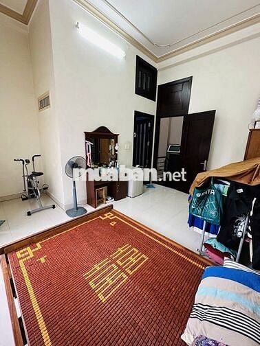 BÁN NHÀ HẺM NHỰA 7M ĐƯỜNG ĐỒNG ĐEN - NGANG 5M X 18M - 3 TẦNG - 9,3 TỶ