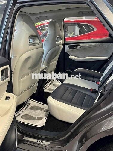 MGHS SUV hạng C nhập Thái lăn bánh chỉ 6xx