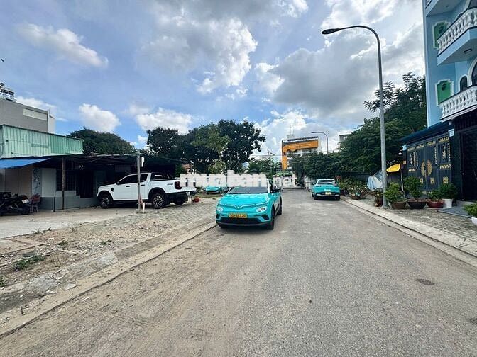 Bán đất một sẹc tại Đặng Thùy Trâm, Phường 13 Bình Thạnh, DT 4x20m