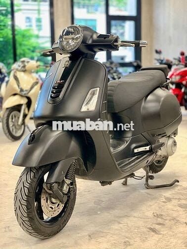 Piaggio Vespa GTS 300 2018 NHƯ MỚI