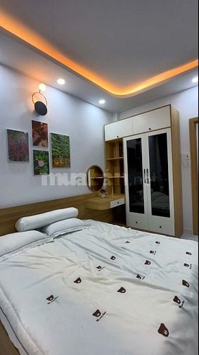 Bán gấp nhà 50m2 đường Yên Thế phường 2 Tân Bình. Giá 1tỷ450 triệu