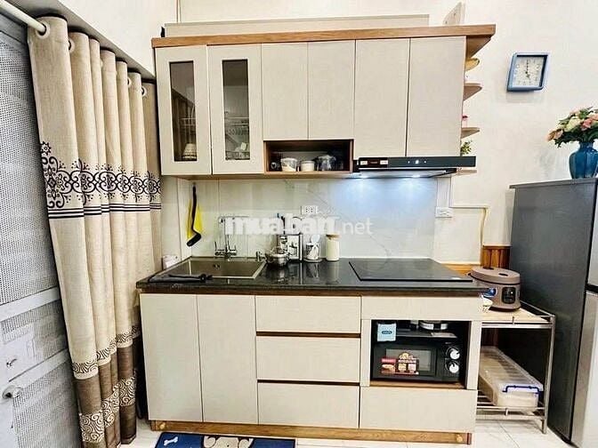 Nhà 5 tầng,40m  Phố Lụa – Vị trí đắc địa, full nội thất, nhỉnh 7 tỷ