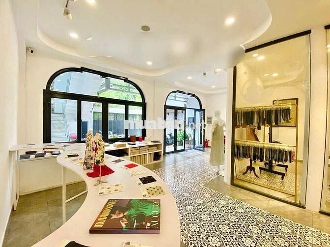 🌻[7mx25m]🌻MẶT TIỀN ĐẶNG TẤT,P.TÂN ĐỊNH,Q1❌KHÔNGGIAN SANGTRỌNG❌CHO THUÊ