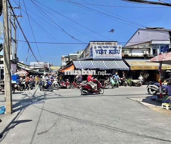 380 TRIỆU, 6M X 36M, NGAY CHỢ VIỆT KIỀU, 1 LÔ ***, BAO THUẾ PHÍ.