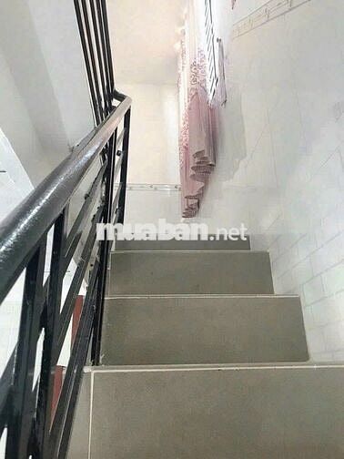 Cần bán nhà đang sẵn 02 căn mini house, hẻm 68-cmt8