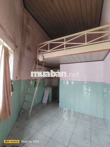 Phòng 15m 1trệt 1lửng gần Đh Luật HBC 2.5triệu