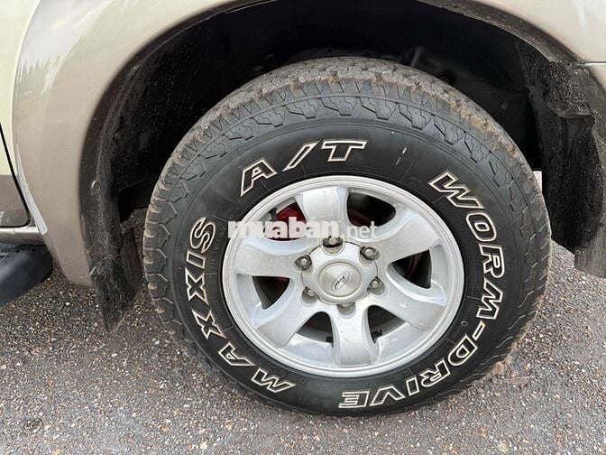 Ford Ranger 2011 XL 2.5 4x4 MT - 200000 km