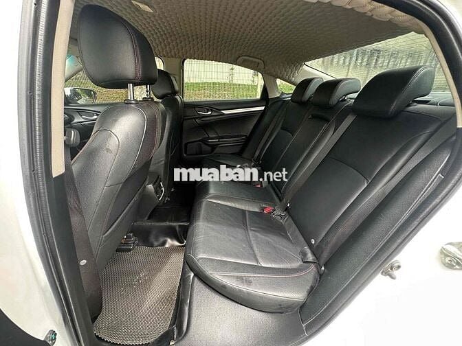 Honda Civic 2019 1.5 Turbo RS - 72000 km