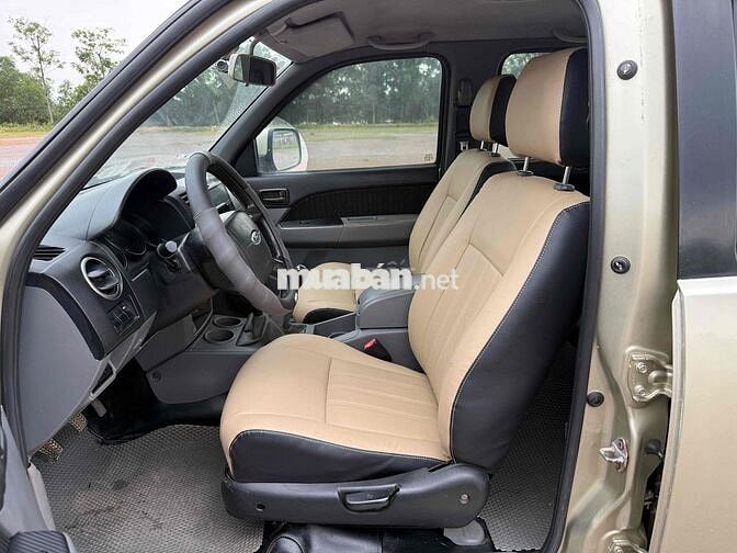 Ford Ranger 2011 XL 2.5 4x4 MT - 200000 km