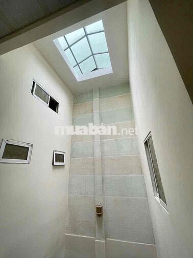 Nhà Hẻm 6M Huỳnh Thiện Lộc.DT:4 x 22 Trêt Lầu 5PN 3WC