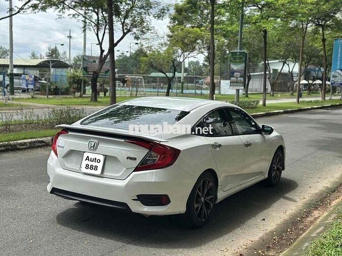 Honda Civic 2019 1.5 Turbo RS - 72000 km