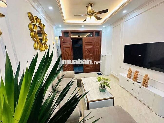 SIÊU PHẨM TÂY MỖ - OTO ĐỖ CỔNG - FULL NỘI THẤT - GẦN PHỐ KINH DOANH