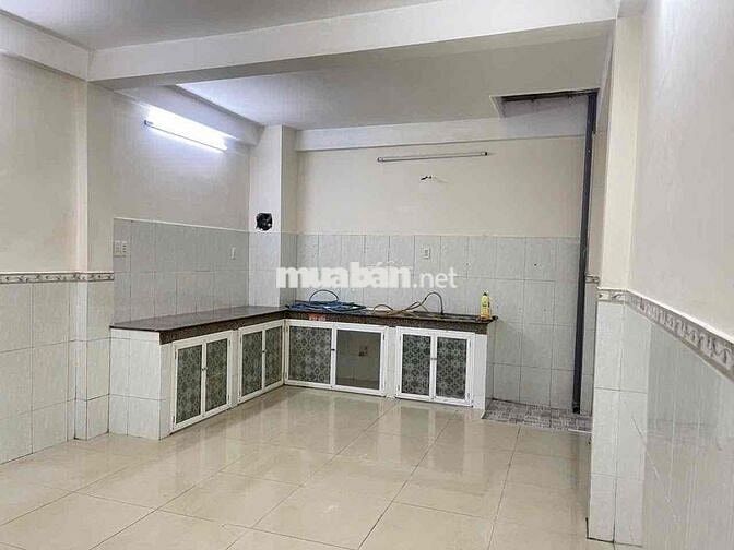Nhà Hẻm 6M Huỳnh Thiện Lộc.DT:4 x 22 Trêt Lầu 5PN 3WC